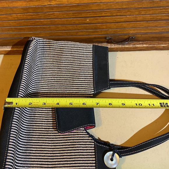 The SAK Bag vintage black and tan woven purse BAGP117 - Picture 4 of 11